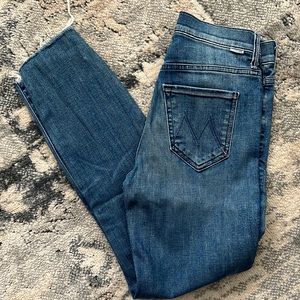 Mother The Stunner Ankle Step Fray Jeans in Good Girls Do Size 25